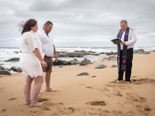 Wedding ceremony by Dr. Gerrit Rademeyer in Mashishing