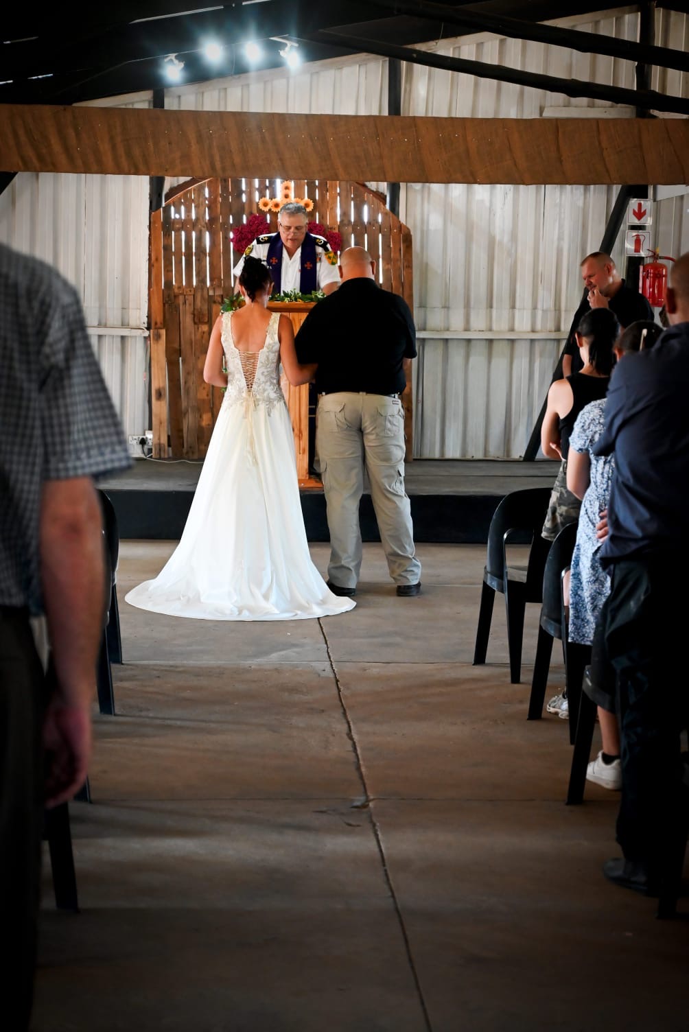 Wedding ceremony by Dr. Gerrit Rademeyer in Mashishing